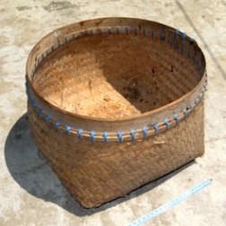 alat-tradisional-tumbu